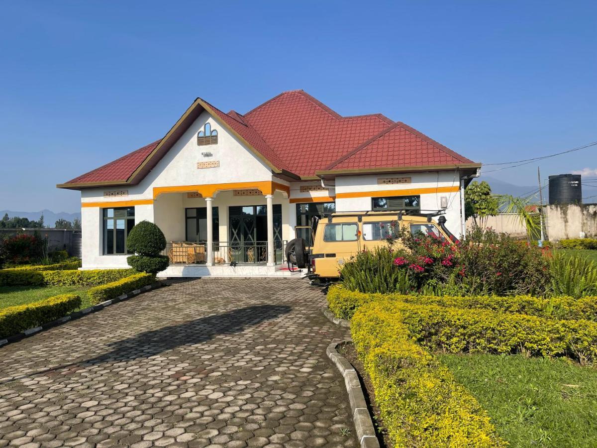 Virunga Homestays Рухенгери Экстерьер фото
