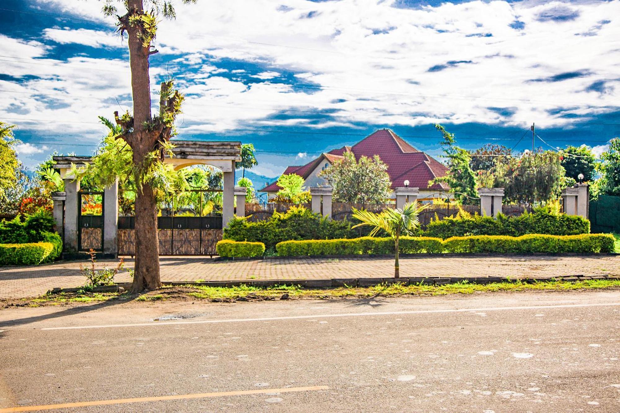 Virunga Homestays Рухенгери Экстерьер фото